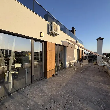 Lucky House Pomorie Апартаменты *