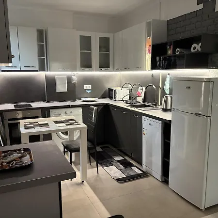 Lucky House Pomorie Бургас