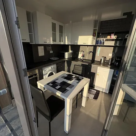 Lucky House Pomorie Апартаменты Бургас
