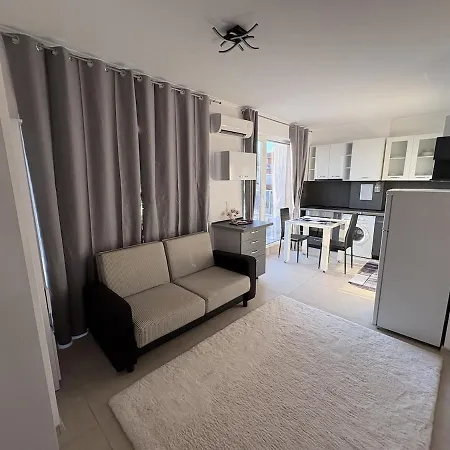 Апартаменты Lucky House Pomorie